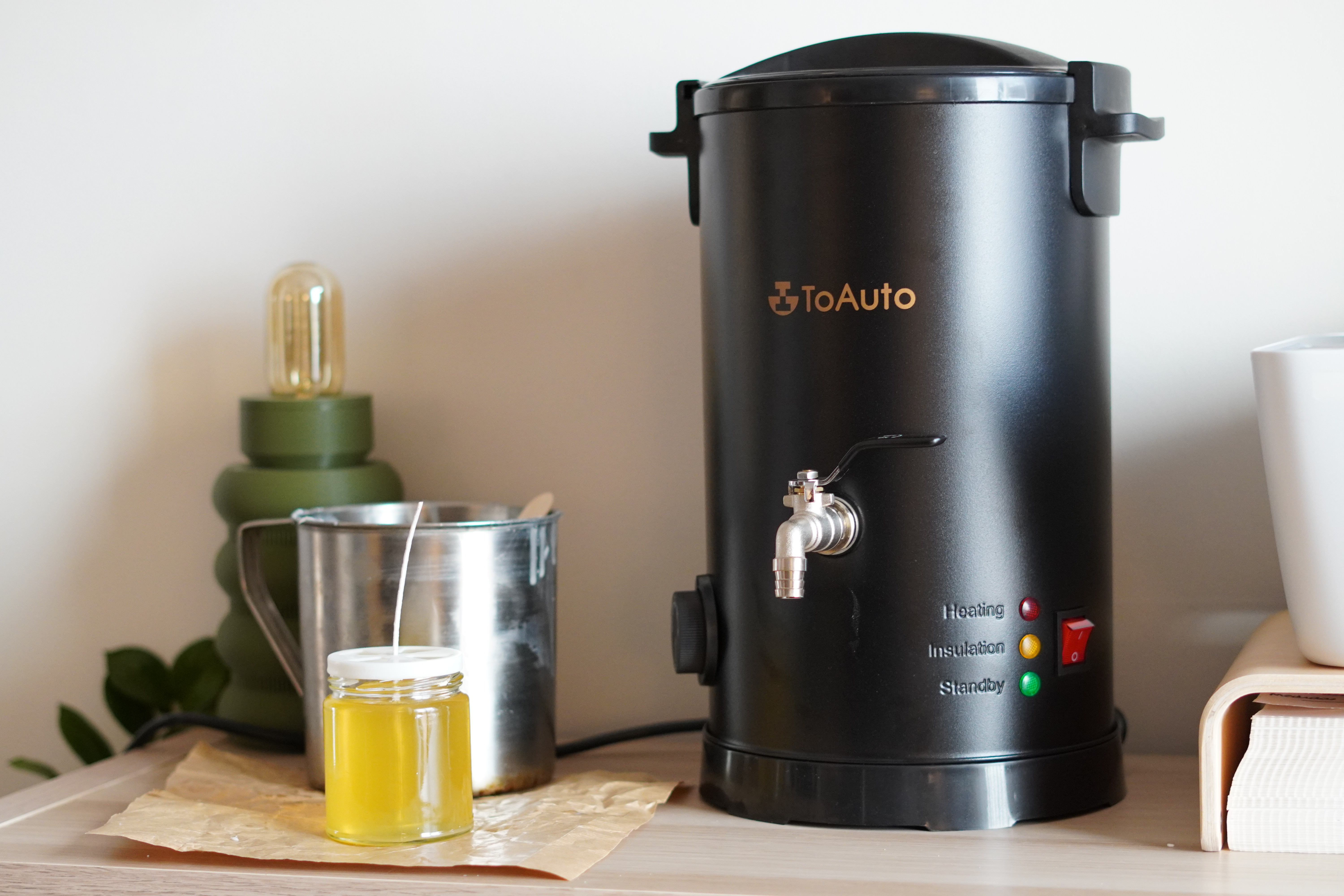 ToAuto Launches Global Holiday Crafting Challenge After Viral 12M-View Candle Campaign